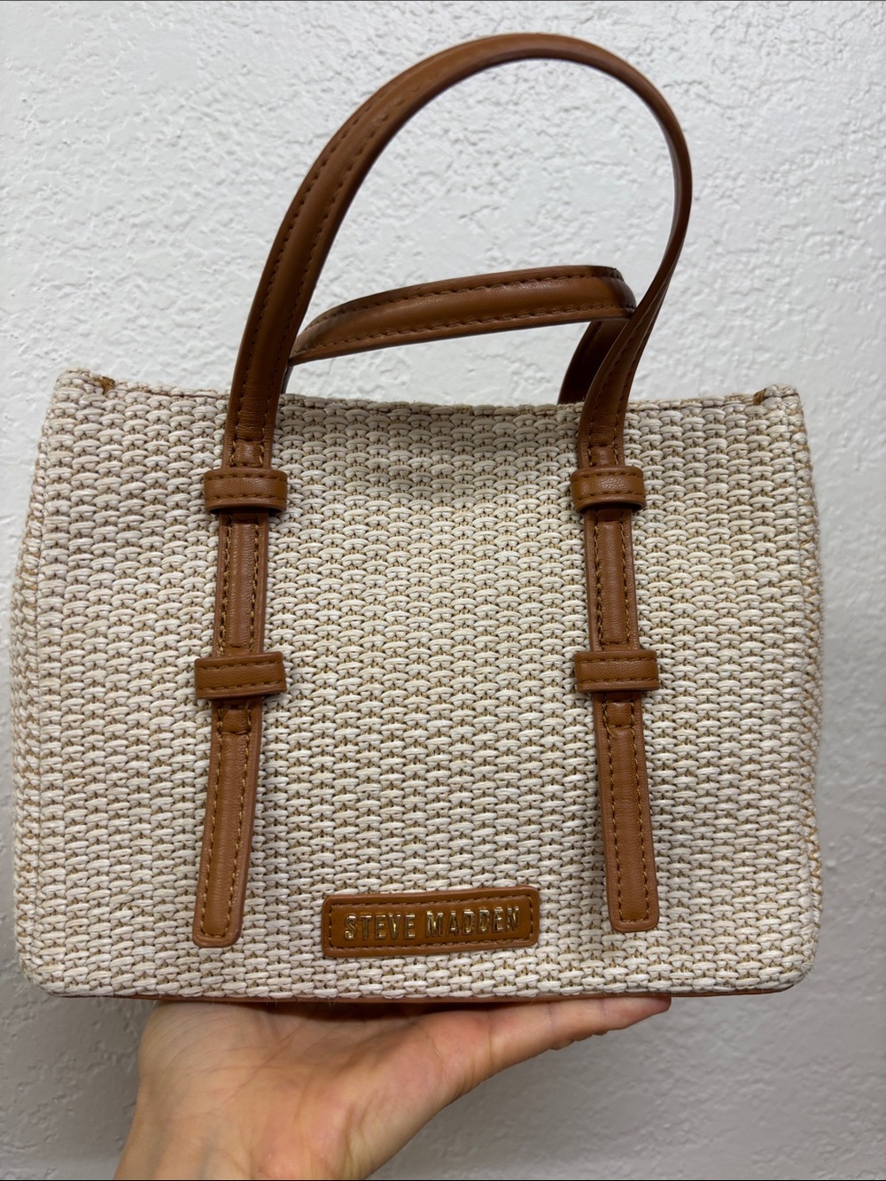 Steve Madden indiee small tote natural Woven straw